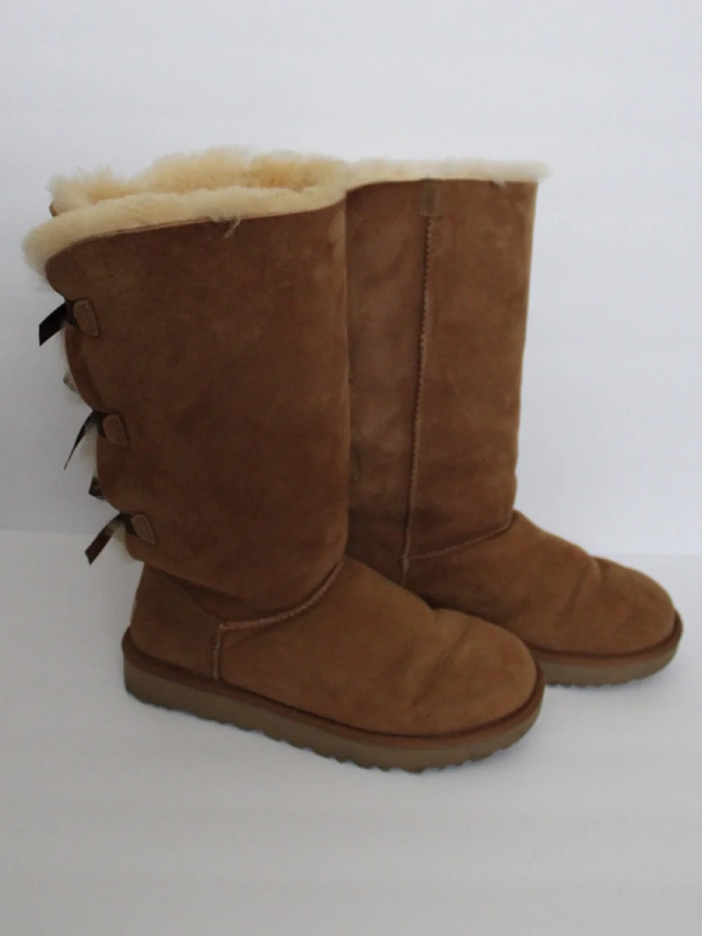 UGG Bailey Bow ll Tall Boots Women’s Size 7 Chestnut Winter Boots